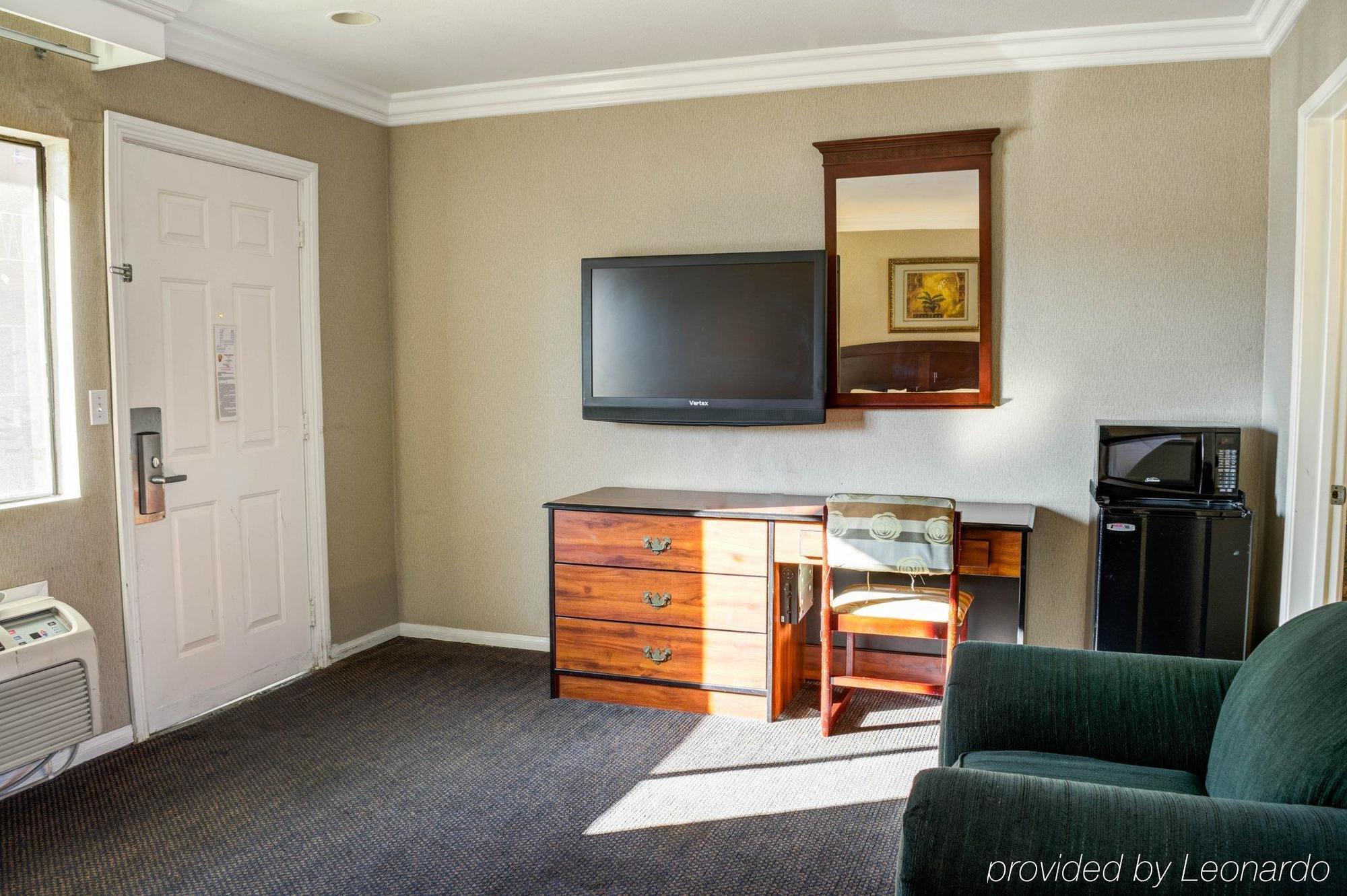 Rodeway Inn Near Venice Beach Лос-Анджелес Экстерьер фото